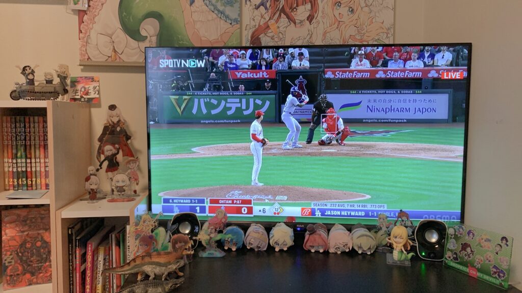 「RCA 4K チューナーレステレビ」のレビュー、評判通り画質は綺麗でAbema の野球中継でも綺麗に映るのでスポーツ鑑賞にもおすすめ